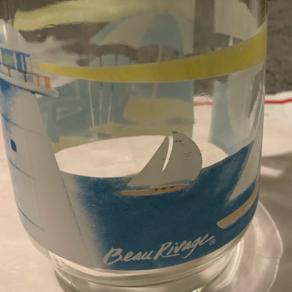 BEAU RIVAGE glass pitcher - Picture 2 of 4